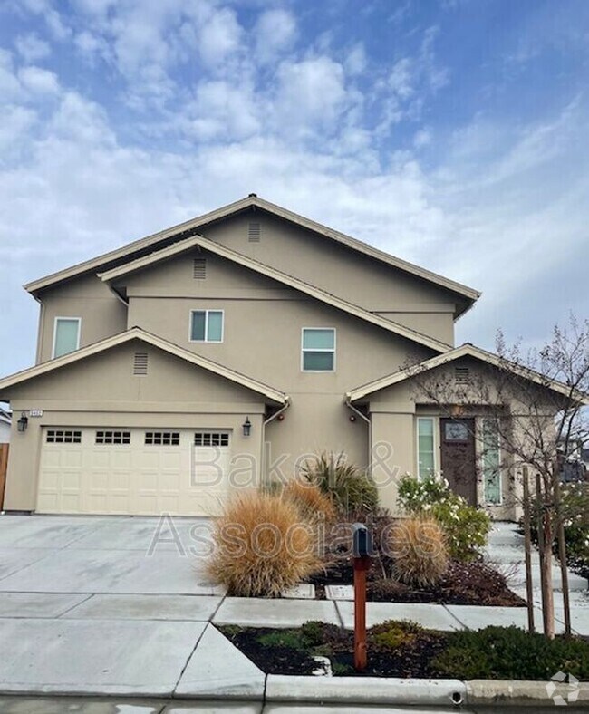 San Miguel Subdivision Apartments under 2,500 Santa Rosa, CA 1