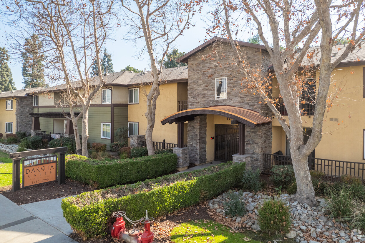 Primary Photo - Dakota Creek Apartment Homes