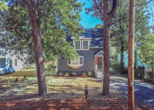 Building Photo - 365 W Vermont Ave