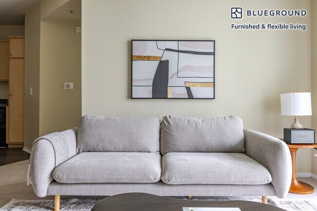 Foto del edificio - 5535 Westlawn Ave