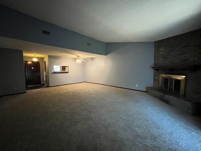 Building Photo - 39th Street Duplex