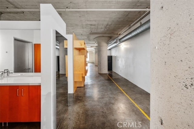 Building Photo - 1855 Industrial St