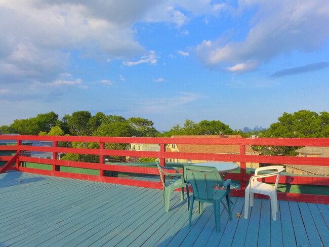 Building Photo - 84 Nottinghill Rd