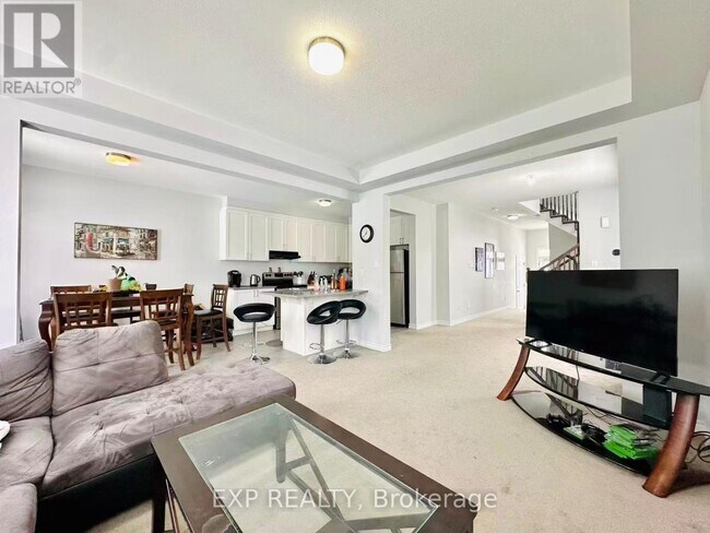 Photo du bâtiment - 823 Regulus Ridge