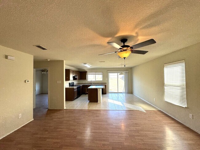 Building Photo - House for Lease in Sherman