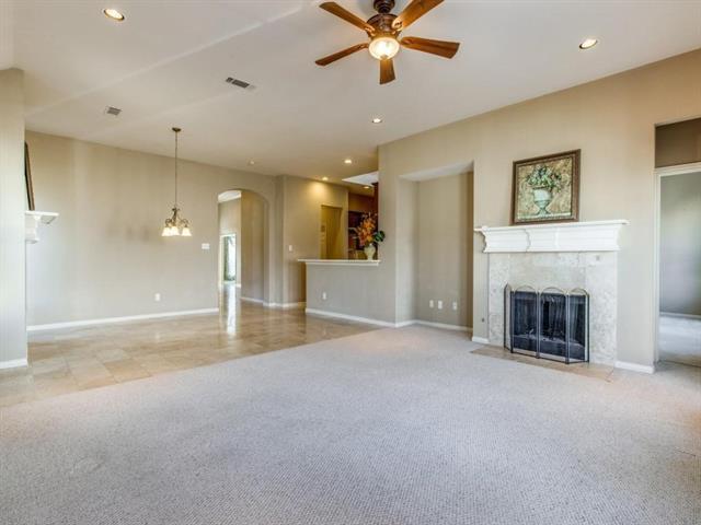 Building Photo - 615 Quail Run Dr