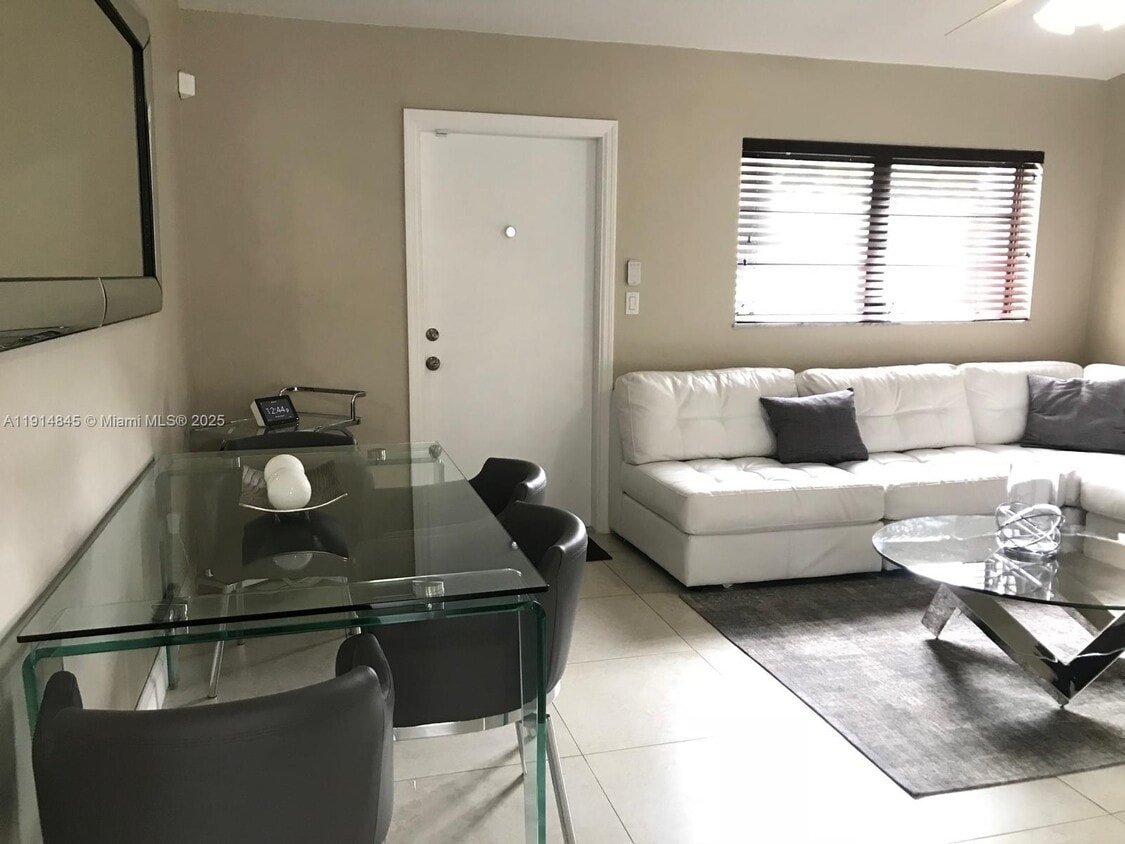 Primary Photo - 11331 SW 49th St