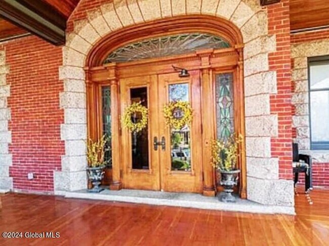 Foto del edificio - 56 Union Ave