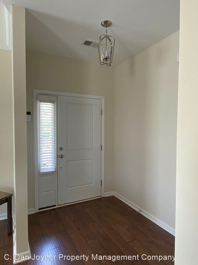Foto del edificio - 4 br, 2.5 bath House - 348 Slate Drive