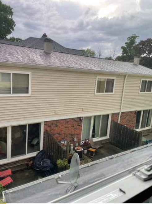 Primary Photo - 526 W Wesley St