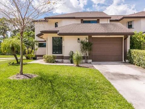 Foto principal - 20851 Boca Ridge Dr N