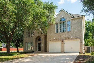 Building Photo - 8901 Splitarrow Dr