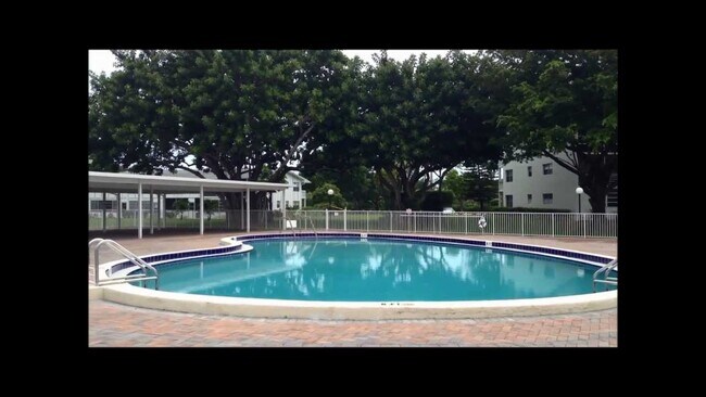 Pool next to building H - 75 Harwood H