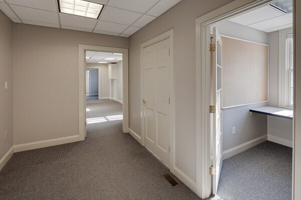 Foto principal - 214 Main St
