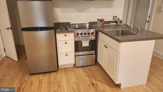 Building Photo - 459 M St NW