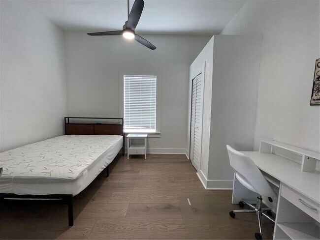 Foto del edificio - 1106 W La Salle St