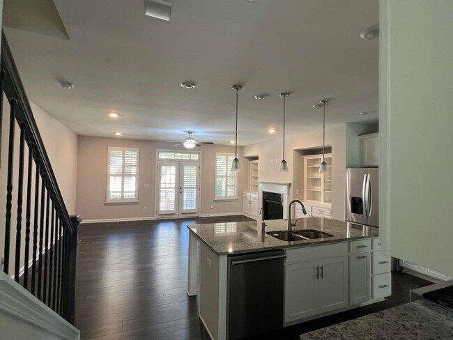 Foto del edificio - 4260 Essex Pond Wy