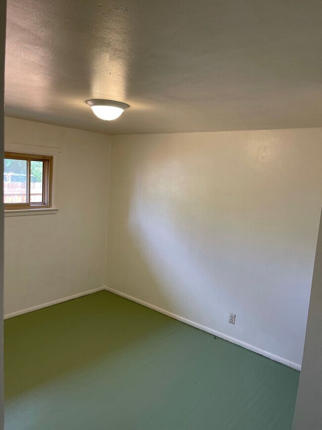 Foto del edificio - Cute 2 Bedroom Home on Arcadia for Rent