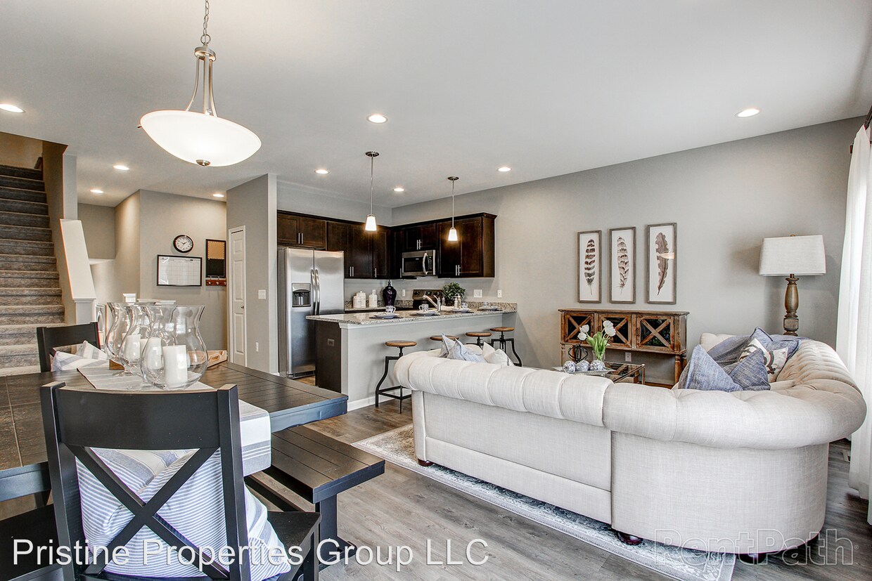 Foto principal - 4709 Club House Dr