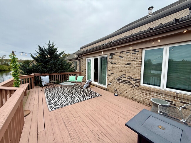 Photo - 45 Waters Way Townhome