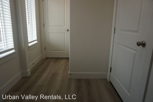 Building Photo - 3 br, 2.5 bath House - 3091 N. Indigo Loop