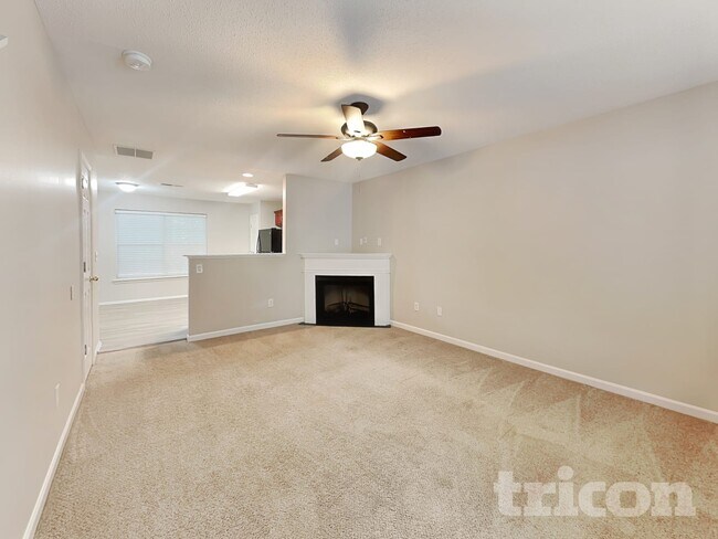 Building Photo - 205 Lossie Ln