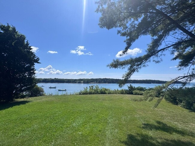 Photo - 2BR WATERFRONT OASIS RETREAT Webb Field Rd House