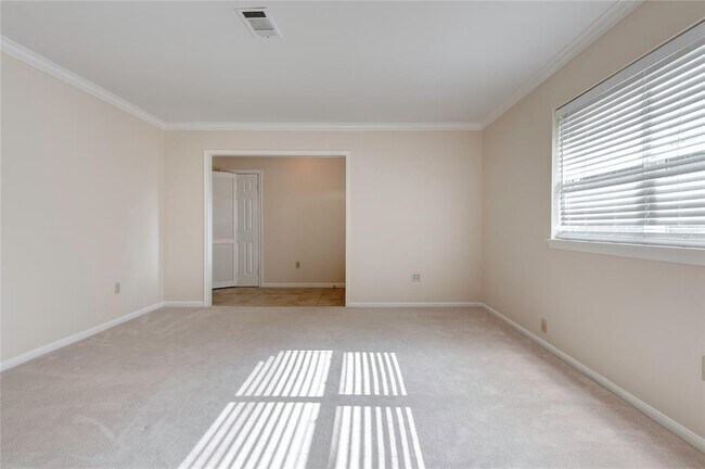 Building Photo - 6214 Rutherglenn Dr