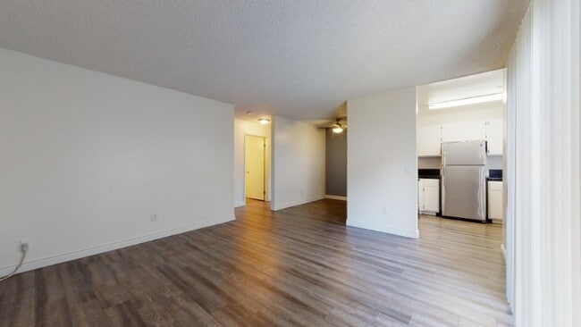 Building Photo - 631 Blackshaw Ln