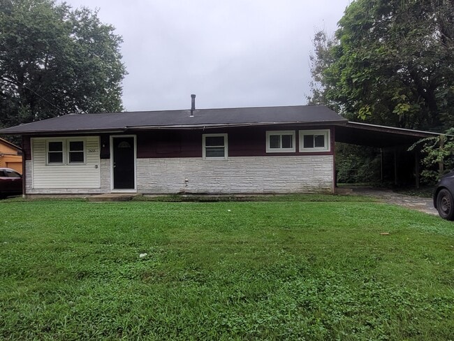 Building Photo - 2655 Niagara St