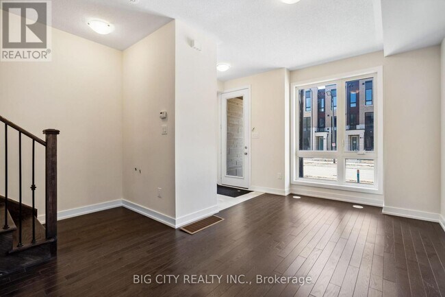 Building Photo - 101 Stauffer Cres