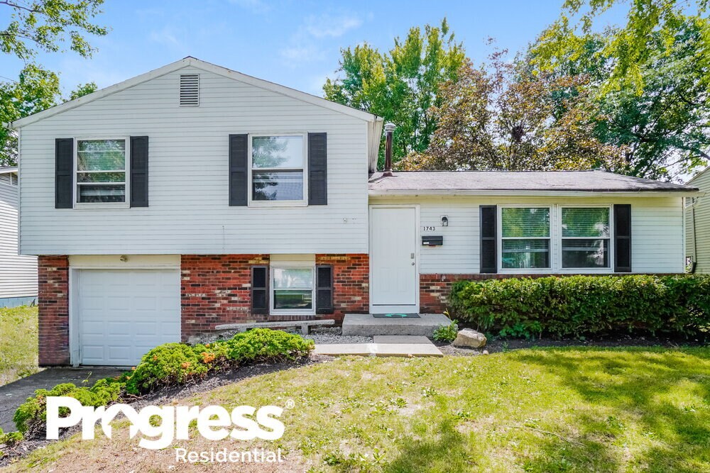 Foto principal - 1743 Parkgate Rd