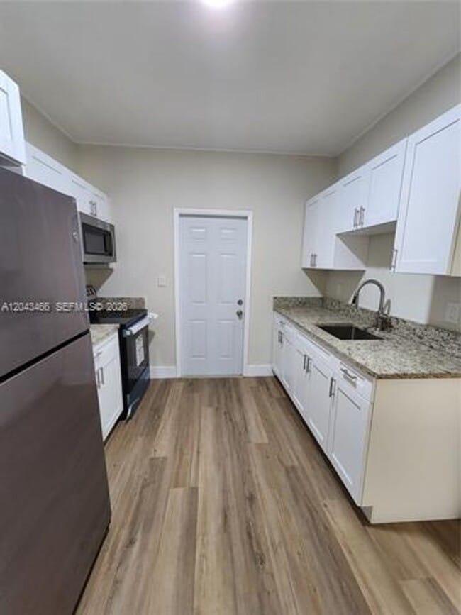 Photo - 103 NW 35th St # 103 House