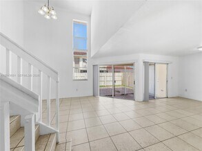 Building Photo - 3002 San Remo Cir