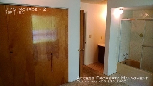 Building Photo - The sounds of Rattlesnake Creek await you!