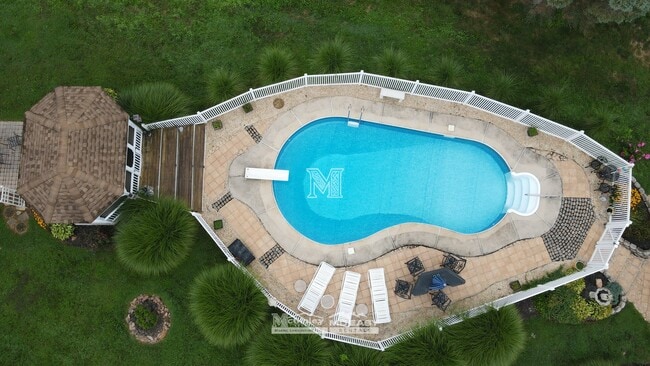 Foto del edificio - 2621 Fallston Rd