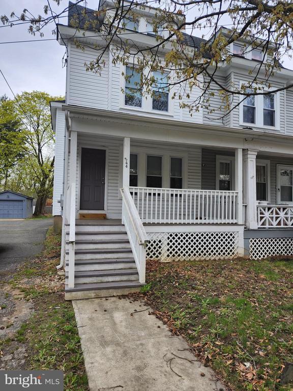 Building Photo - 244 Hillcrest Ave