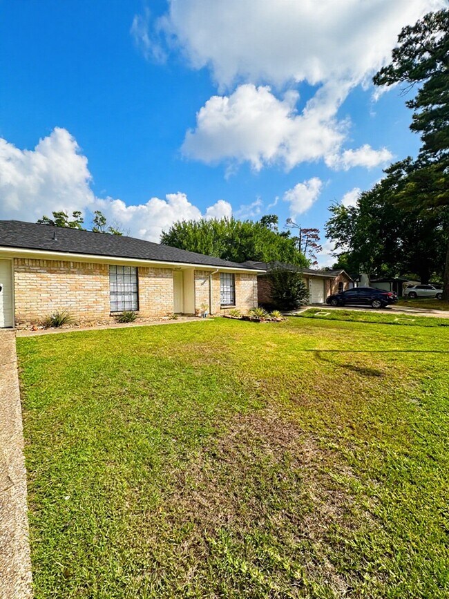 Building Photo - 5007 Monteith Dr