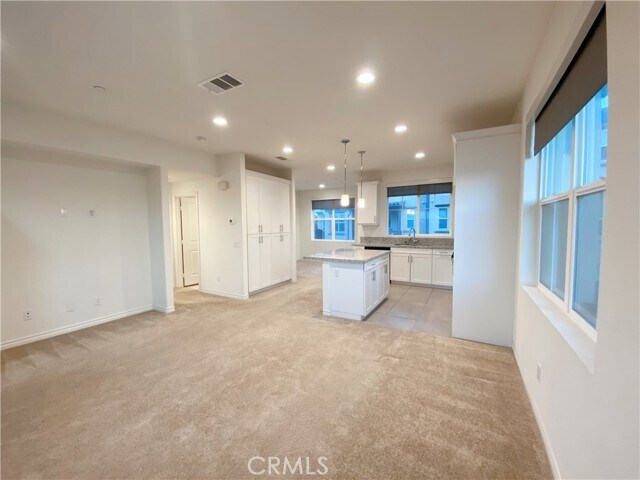 Building Photo - 14749 Palmera Ct