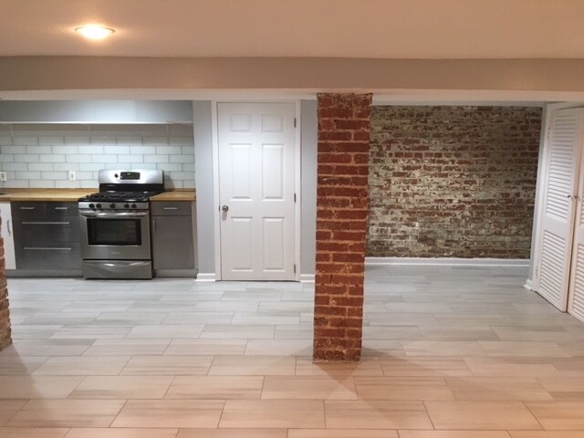 Building Photo - 2349 Ashmead Pl NW