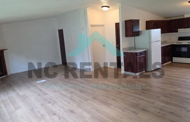 Foto del edificio - 3155 Mountain Brook Trail