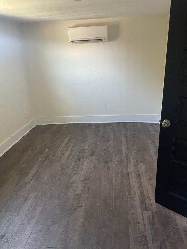 Foto del edificio - 412 Walnut Ave SE