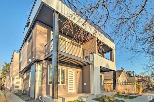Building Photo - 452 Inca St