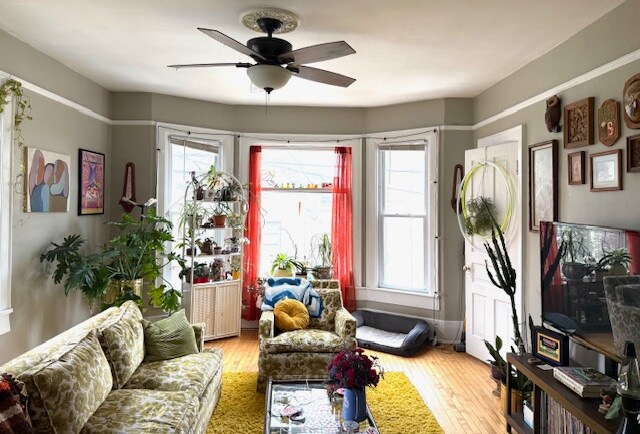 Foto del edificio - 919 E Clarke St