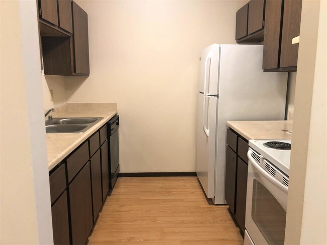 Foto del edificio - 2434 Chalet Gardens Ct