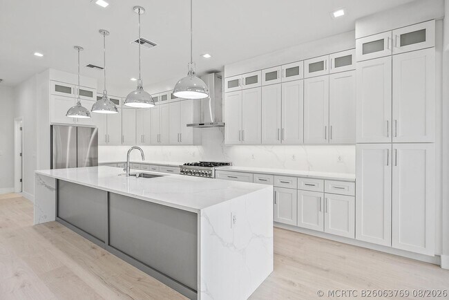 Building Photo - 10918 Grande Blvd