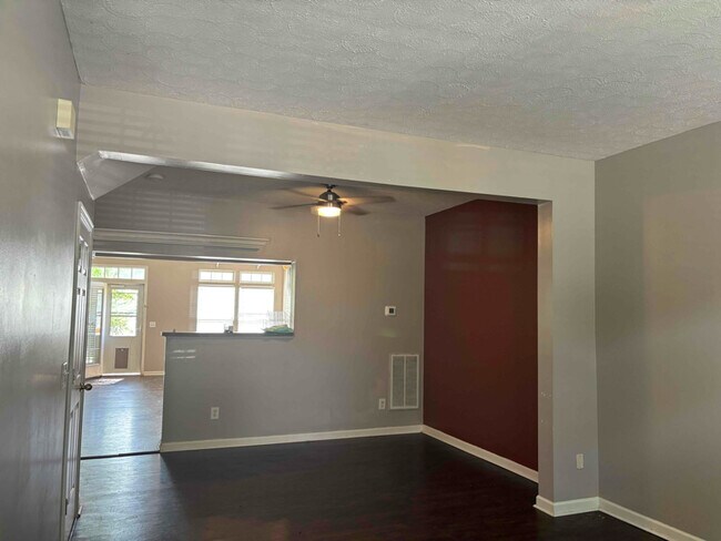 Foto del edificio - 7718 Porter House Dr