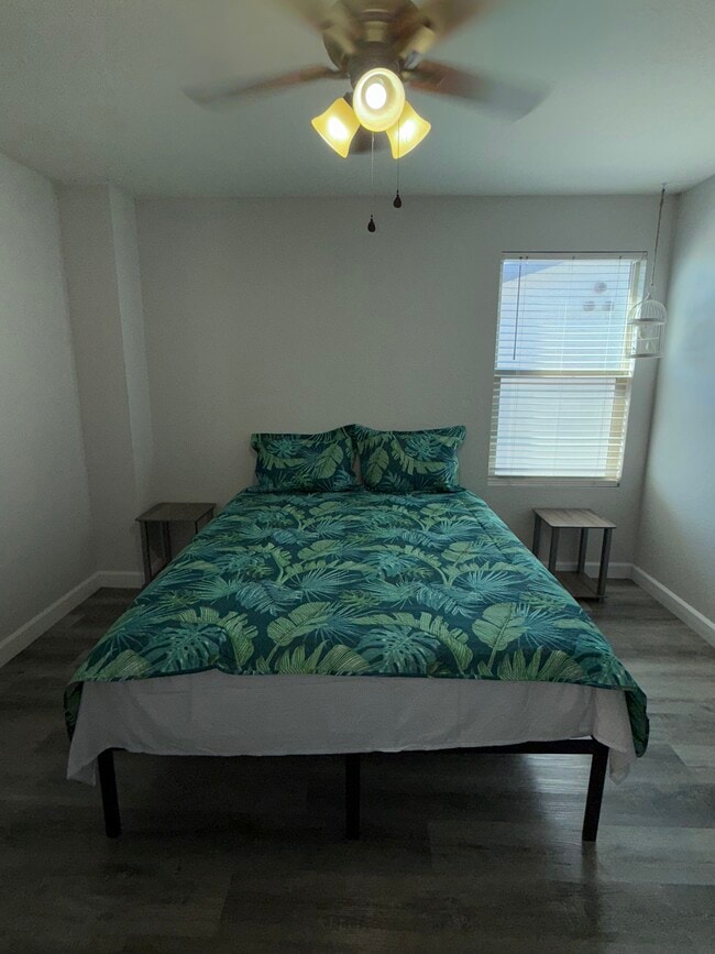 Upstairs Duo Suite #1 - 19996 W Mesquite Dr