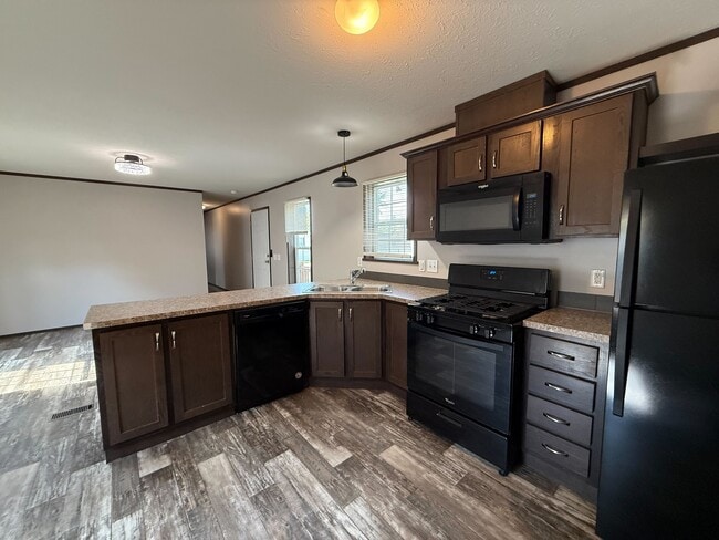 Building Photo - 11774 Cascade Cir