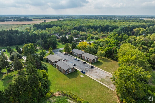 Aerial - Country Squire Apartments